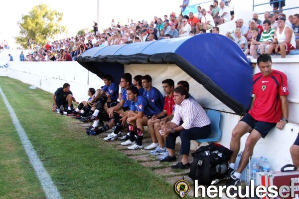 F.C. Torrevieja 0 - 2 Hércules C.F.